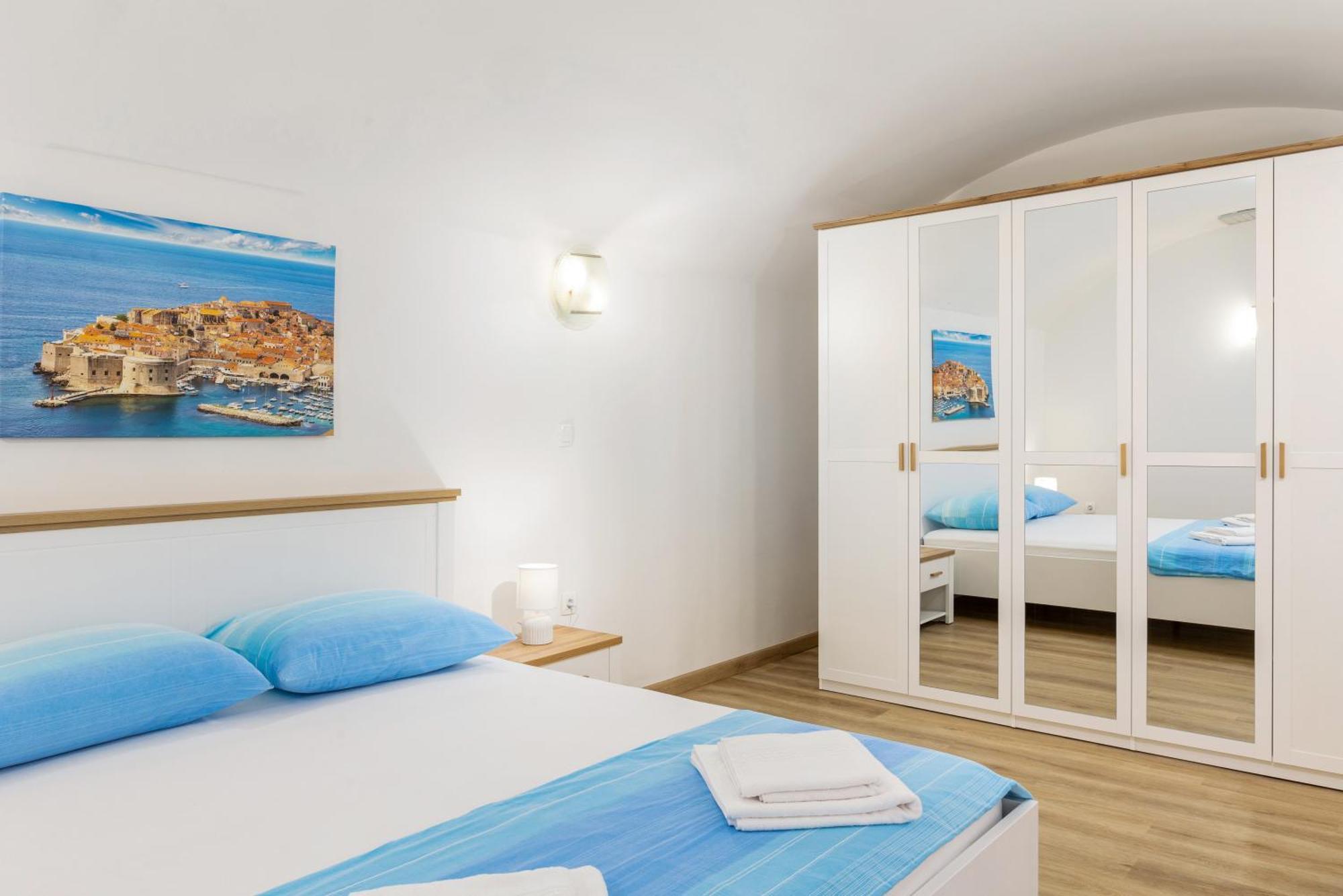 Apartment Francesko At Unbeatable Location